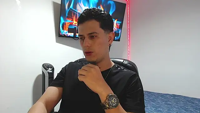 Snapshot of JUAN_CAMILOXXX chatting on April 2026 04:59:02 AM JUAN CAMILOXXX online show from April 2026 04:59:02 AM