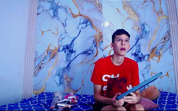 Desire Boys1 online show from April 2026 06:13:02 PM