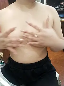 Lylyoh online show from March 2026 01:38:01 AM