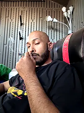 Snapshot of 2smooth91 chatting on March 2026 11:44:02 PM 2smooth91 online show from March 2026 11:44:02 PM