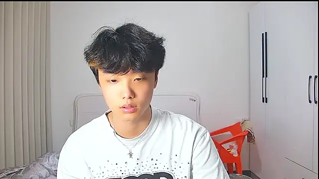 icecream-002 online show from May 2026 02:35:02 PM