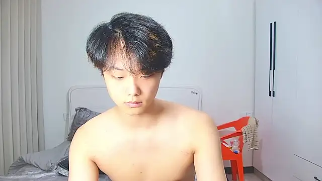 icecream-002 online show from June 2026 12:19:01 PM