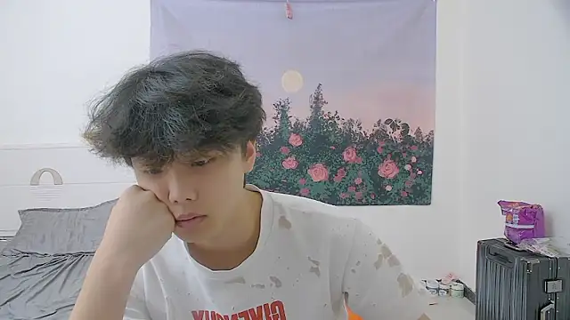 icecream-002 online show from June 2026 01:39:01 PM