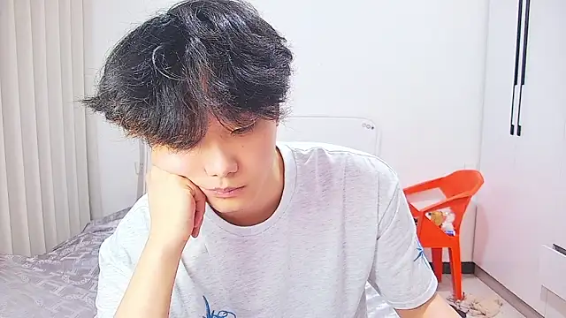 icecream-002 online show from June 2026 02:19:02 PM