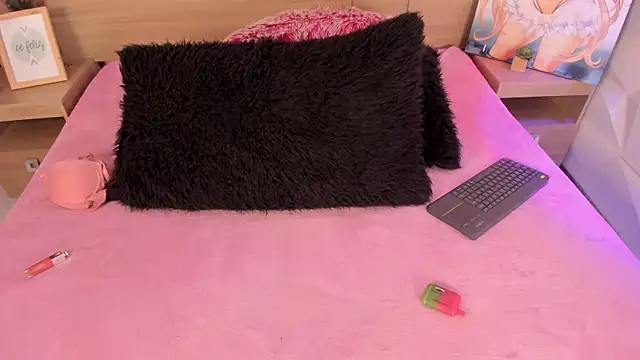 KittyVelve online show from May 2026 01:50:02 PM