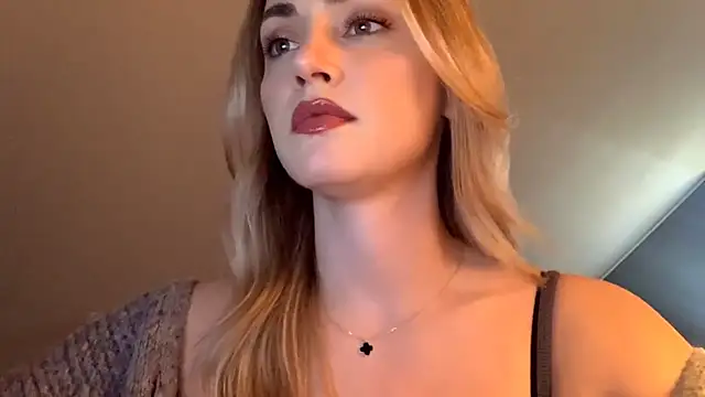 ScarlettSensitive online show from April 2026 02:12:01 PM