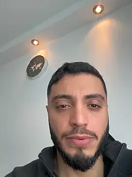 Snapshot of SoftAmjad chatting on May 2026 12:23:02 PM SoftAmjad online show from May 2026 12:23:02 PM