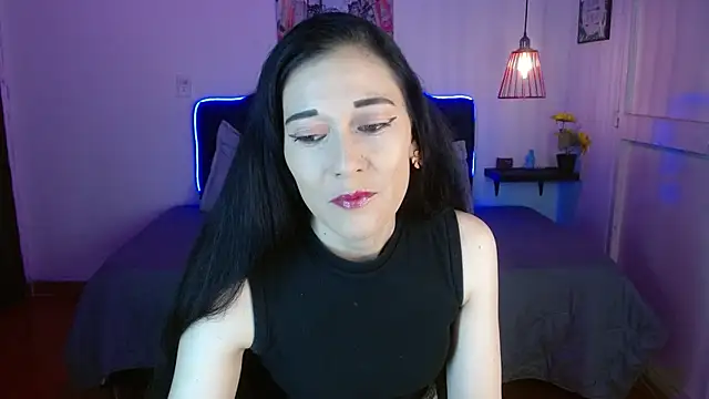 Snapshot of Mylu_xx chatting on May 2026 01:20:02 PM Mylu xx online show from May 2026 01:20:02 PM