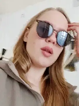 LittleForestELF2 online show from March 2026 10:09:02 AM