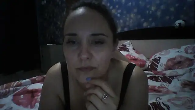 Snapshot of Alisa07qw chatting on May 2026 03:29:02 PM Alisa07qw online show from May 2026 03:29:02 PM