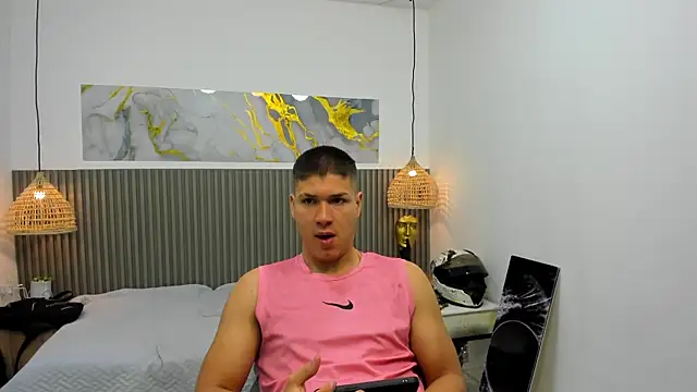 Snapshot of AlessandroFranco chatting on June 2026 01:31:02 PM AlessandroFranco online show from June 2026 01:31:02 PM