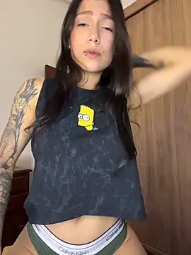 Twoshotsparty420 online show from May 2026 02:33:01 PM