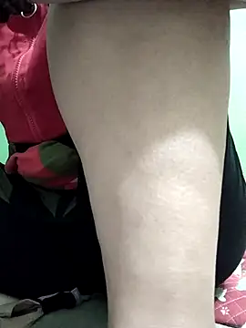 Amanda  ena- online show from April 2026 10:11:02 PM