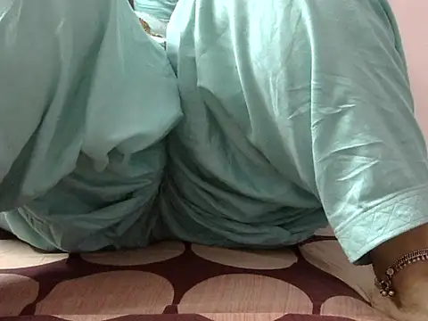 HouseWife4466 online show from April 2026 07:24:02 AM