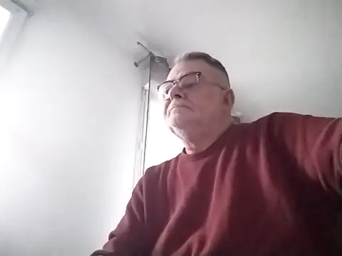 Snapshot of oura chatting on March 2026 03:51:02 PM oura online show from March 2026 03:51:02 PM