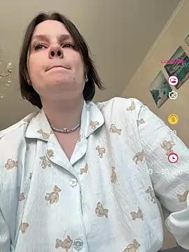 Snapshot of HubbaBaby chatting on July 2026 01:34:02 PM HubbaBaby online show from July 2026 01:34:02 PM