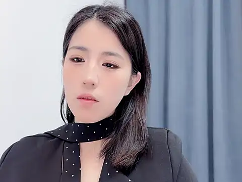 amy-666666 online show from March 2026 02:51:04 AM