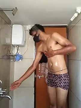 Snapshot of Roy3_2 chatting on March 2026 06:02:01 AM Roy3 2 online show from March 2026 06:02:01 AM