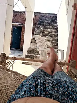 Desii rockstarr online show from April 2026 03:51:01 AM