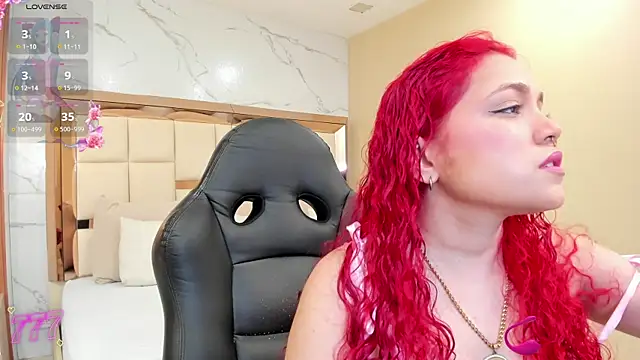 luna veega online show from June 2026 05:03:02 PM