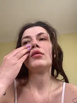 Cutee Erika online show from March 2026 01:06:01 PM