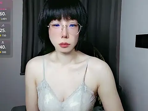 lin lin 520 520 online show from April 2026 02:47:01 PM