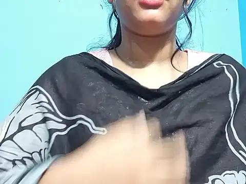 Emma 4433 online show from April 2026 09:30:02 PM