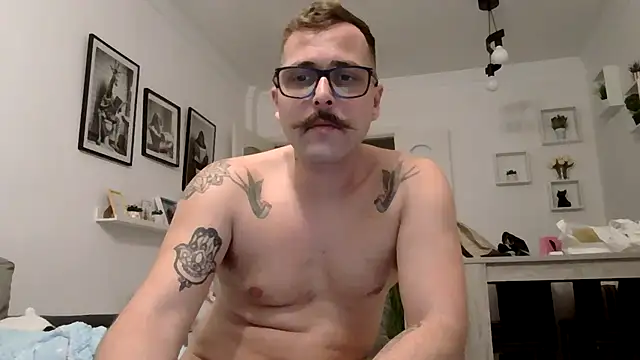 yanick931 online show from May 2026 11:01:04 PM