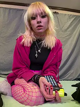 Snapshot of simplyobsessedwher chatting on March 2026 05:00:02 AM simplyobsessedwher online show from March 2026 05:00:02 AM