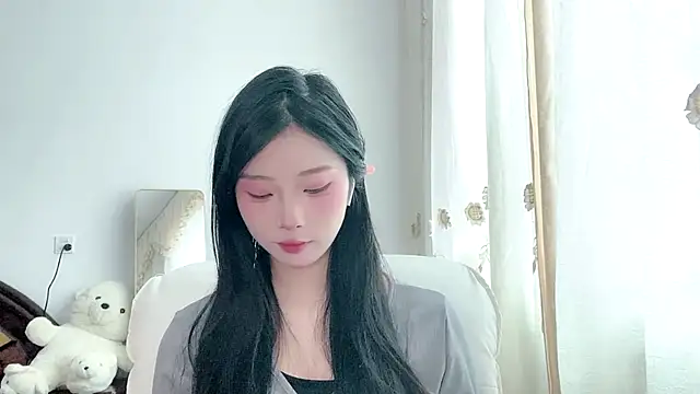 yiyibaby2026 online show from April 2026 02:18:01 AM