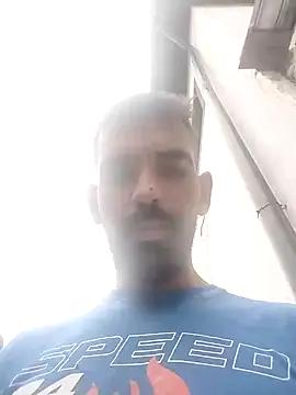 Snapshot of luys23 chatting on May 2026 11:37:01 AM luys23 online show from May 2026 11:37:01 AM