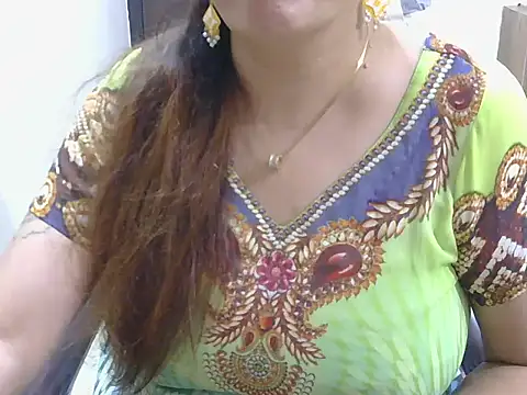 Snapshot of spicy_Zara chatting on June 2026 11:25:02 AM spicy Zara online show from June 2026 11:25:02 AM