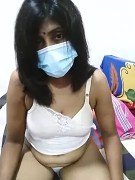 Snapshot of Amisha-35 chatting on May 2026 01:24:02 AM Amisha-35 online show from May 2026 01:24:02 AM