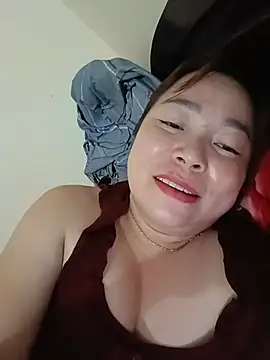 SingleeMomm online show from June 2026 05:50:01 PM