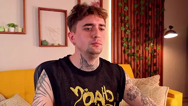 Damon000Lee online show from March 2026 01:03:02 PM