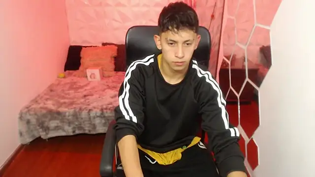 Kei 23 online show from April 2026 12:35:01 AM