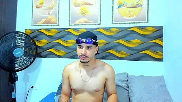 Leon Hotx online show from May 2026 07:29:01 PM