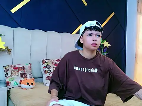 NikiEvanz online show from April 2026 06:44:02 PM