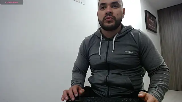 Axel Dominus online show from July 2026 08:42:01 AM