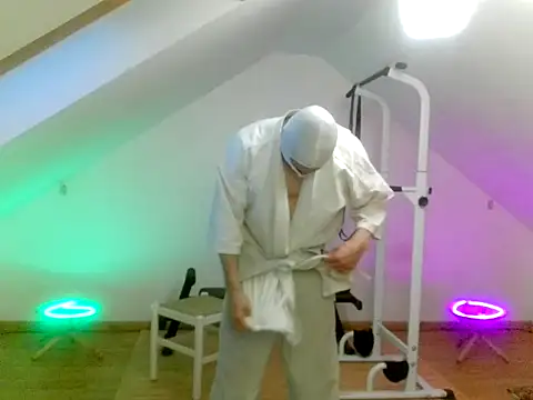 NinjaLaser online show from April 2026 07:11:02 PM