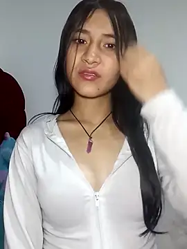 KarolaMendez online show from May 2026 11:44:01 PM