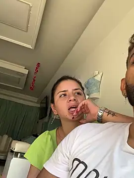 Snapshot of Jouemandannie chatting on April 2026 04:13:02 PM Jouemandannie online show from April 2026 04:13:02 PM