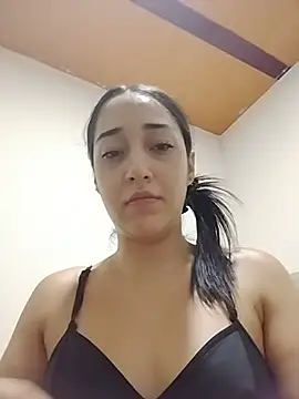 isabellaHill2 online show from July 2026 05:29:01 AM