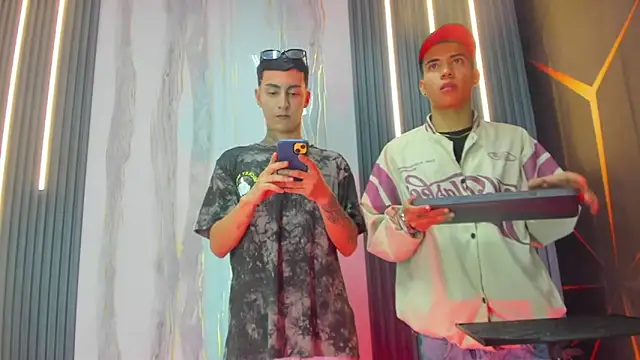 guys hard cock19 online show from March 2026 02:07:01 AM