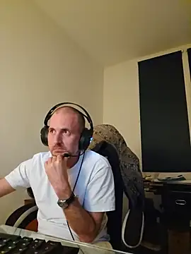 dufatcock online show from June 2026 02:02:02 AM