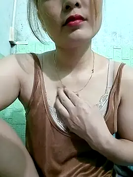 candy flo online show from April 2026 02:25:01 PM