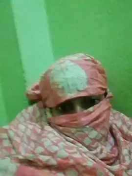 nidhiyadav00 online show from April 2026 07:18:02 PM