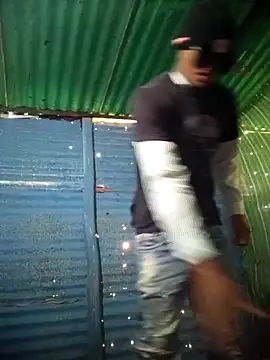 Snapshot of spittingpig1 chatting on March 2026 01:37:01 PM spittingpig1 online show from March 2026 01:37:01 PM