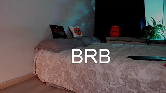 Snapshot of kristy_bennet chatting on October 2025 03:37:02 AM kristy bennet online show from October 2025 03:37:02 AM