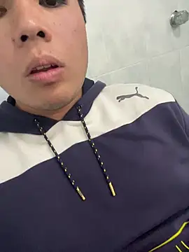 Snapshot of DanielZz69 chatting on March 2026 10:57:01 PM DanielZz69 online show from March 2026 10:57:01 PM